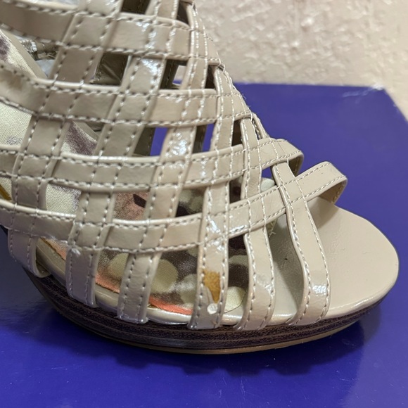 Madden Girl Strappy 4” Heels - Picture 12 of 15